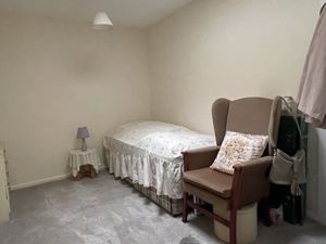 Photo 9- click for photo gallery